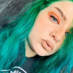 Meet your Posher, Sky